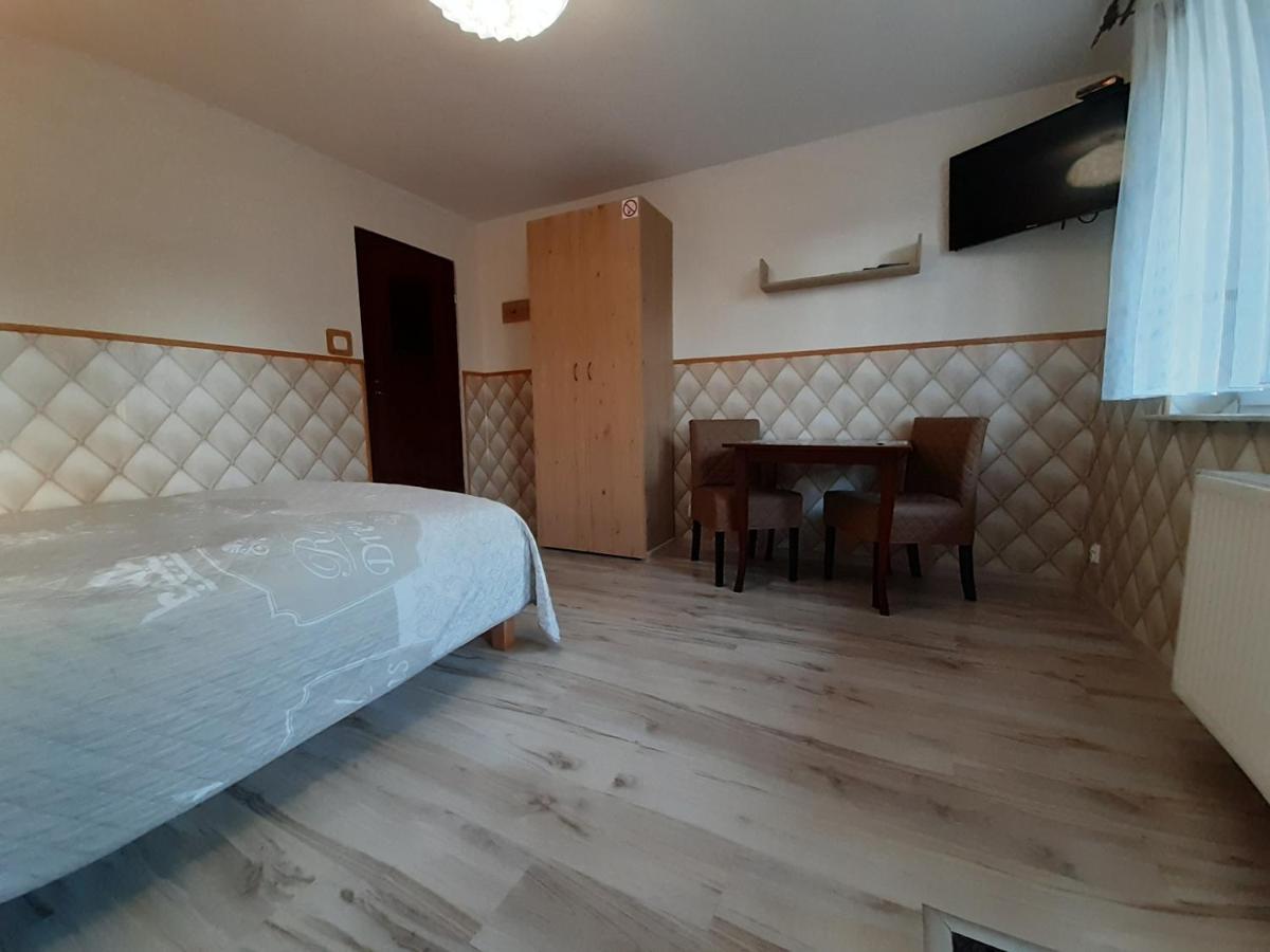 Pokoje Goscinne "Lenka" Ciechocinek Exterior foto